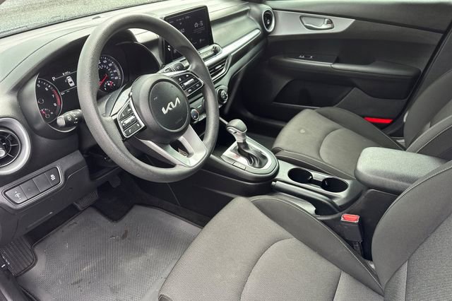 Used 2023 Kia Forte LXS image 10