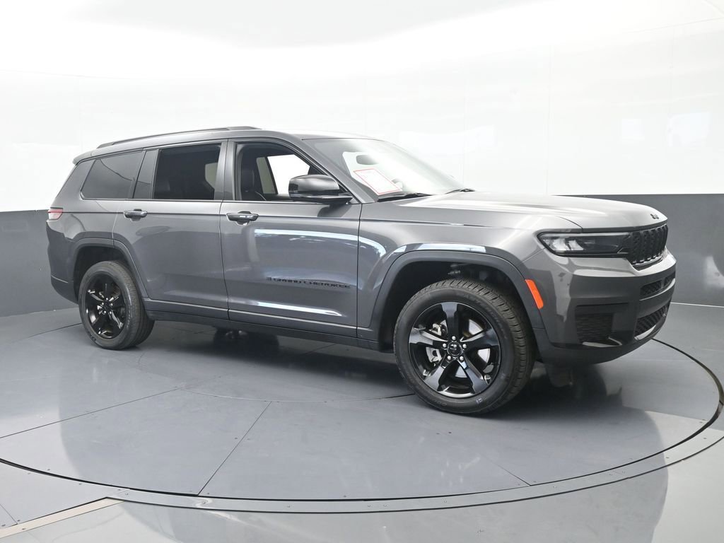 Used 2023 Jeep Grand Cherokee L Laredo AWD/4WD image 8