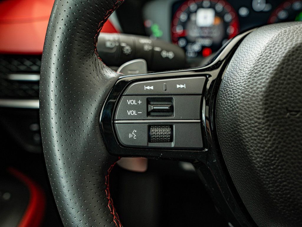 Certified 2025 Acura ADX A-Spec image 22