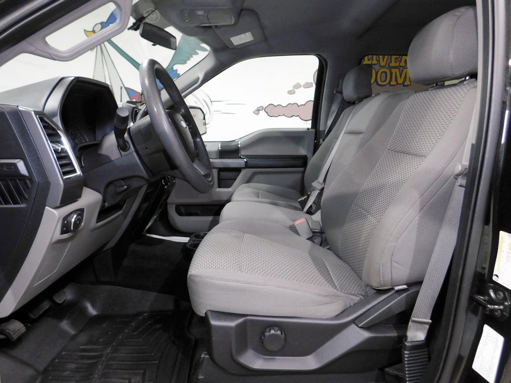 Used 2015 Ford F150 XLT w/ Trailer Tow Package image 36