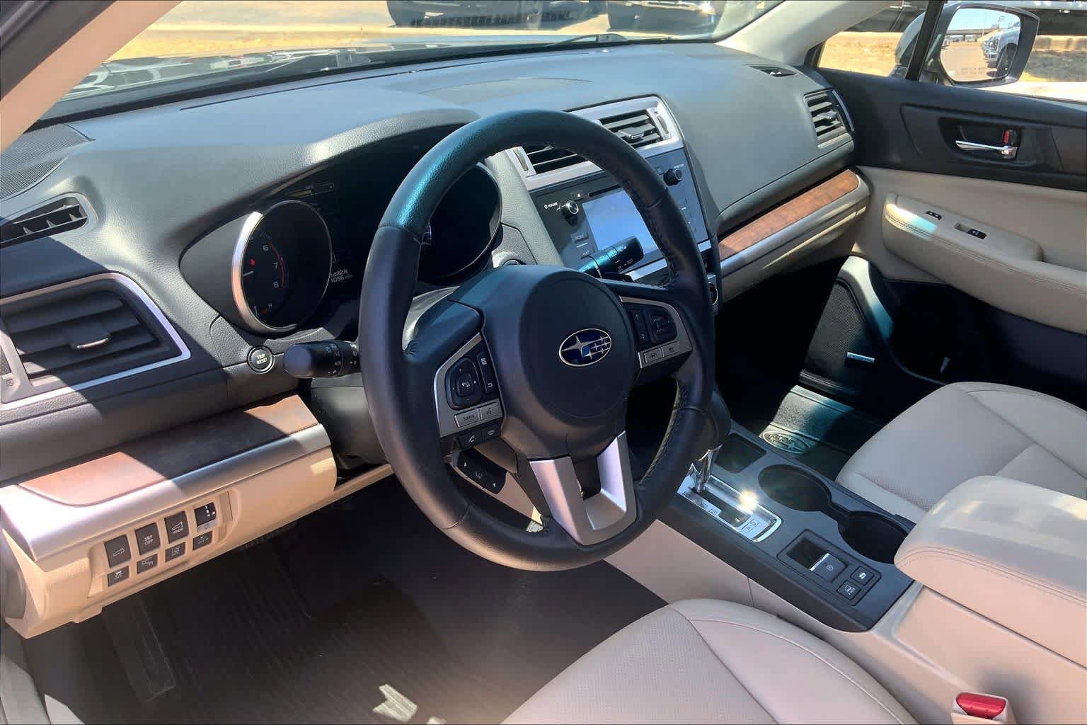 Used 2017 Subaru Outback 2.5i Limited AWD/4WD image 18
