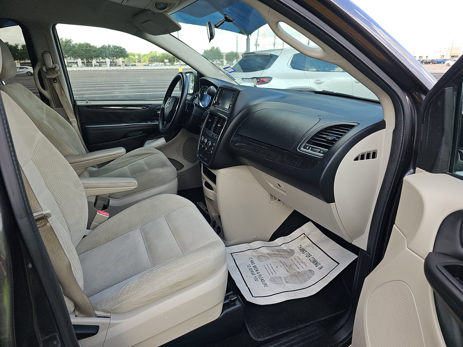 Used 2017 Dodge Grand Caravan SE w/ Power Window Group FWD image 13