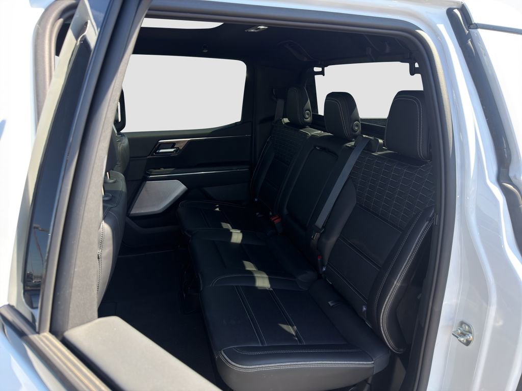 Used 2025 GMC Sierra EV Denali image 25