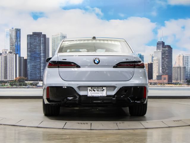Used 2026 BMW 740i xDrive AWD/4WD image 11