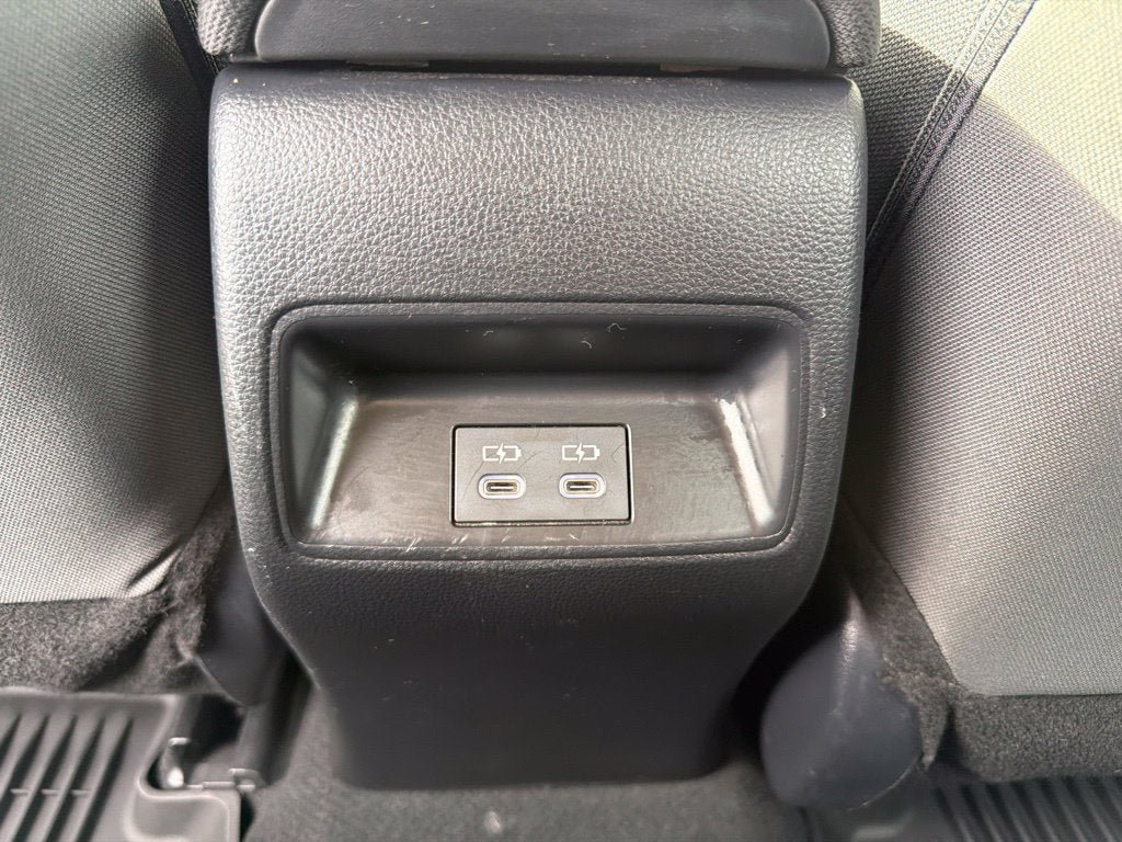 Used 2024 Toyota Corolla LE FWD image 21