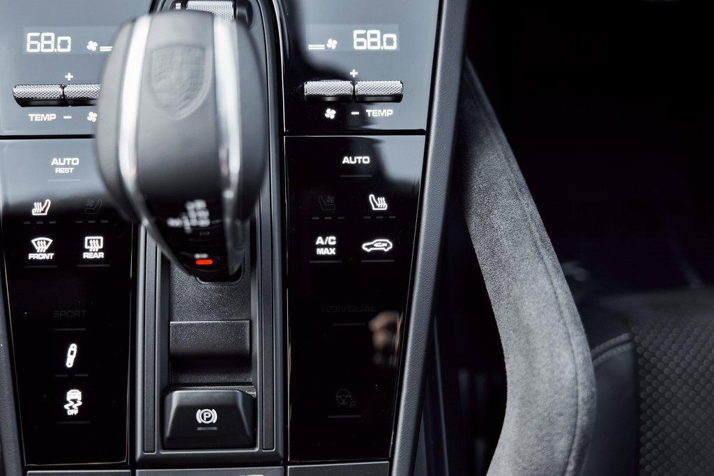 Used 2023 Porsche Cayenne Turbo GT image 73