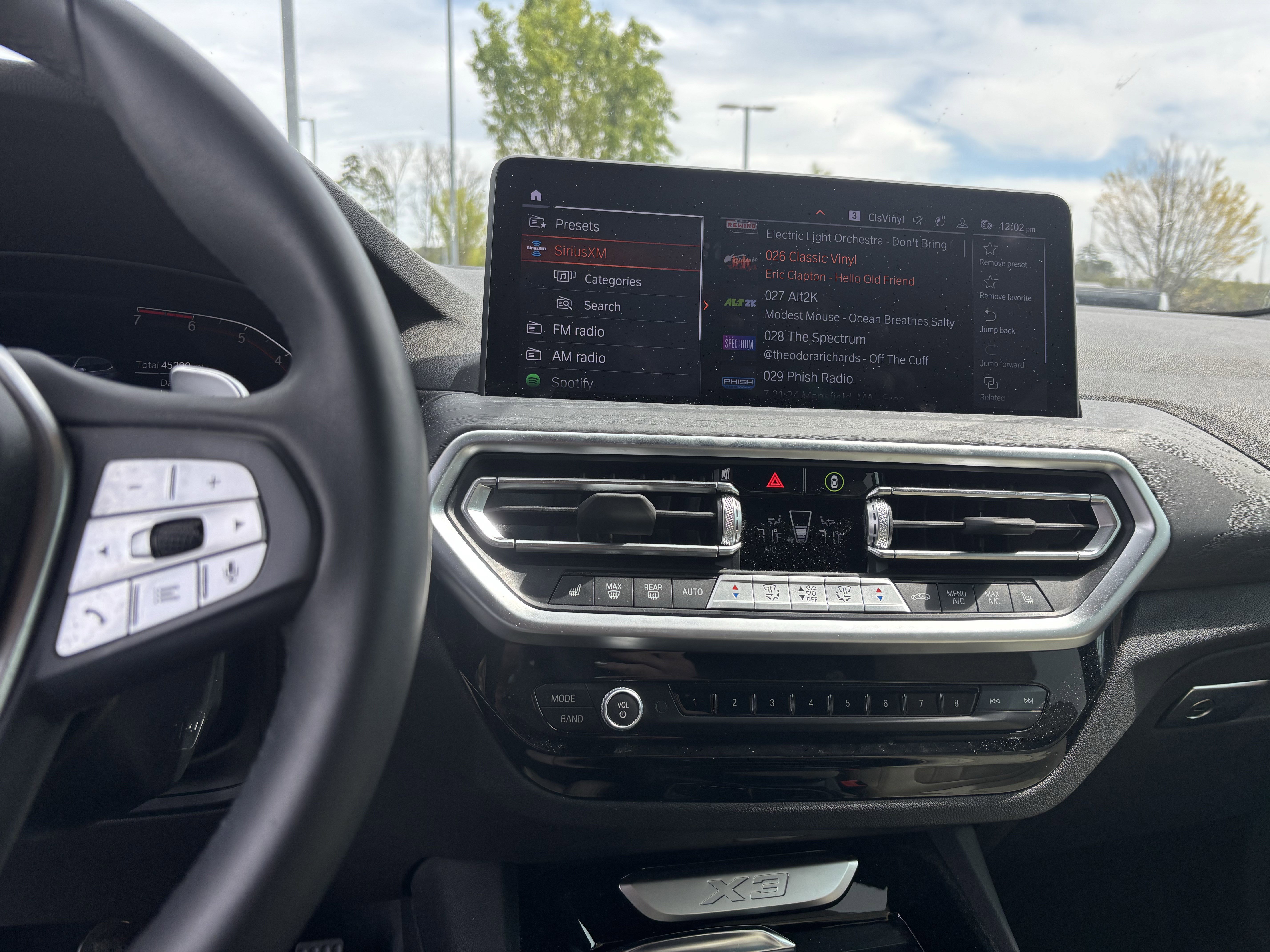 Used 2023 BMW X3 sDrive30i w/ Premium Package image 31