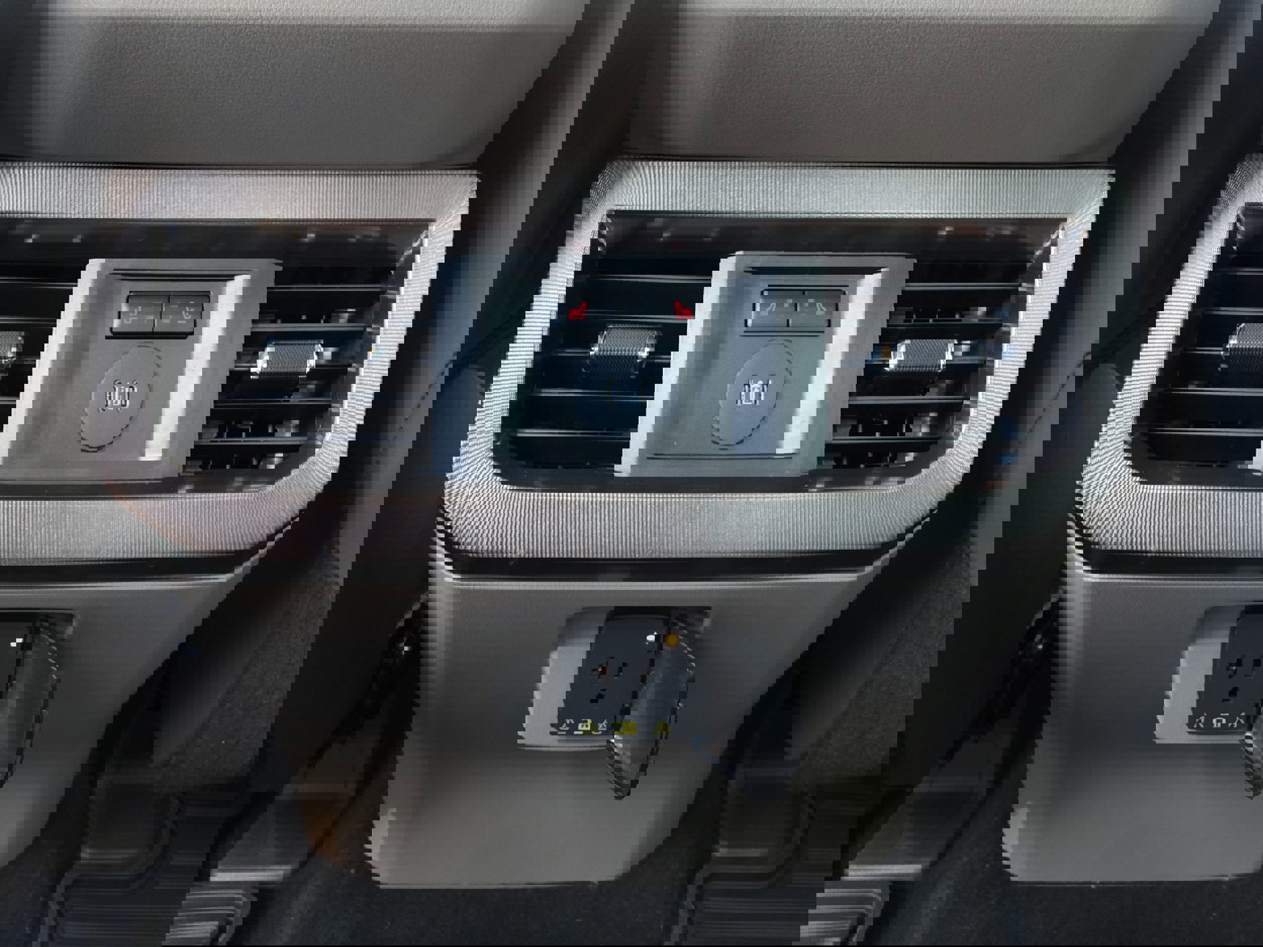 New 2026 Ford F350 Platinum w/ Platinum Plus Package image 25