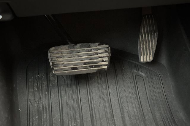 Used 2020 GMC Sierra 3500 Denali w/ Denali Ultimate Package image 45