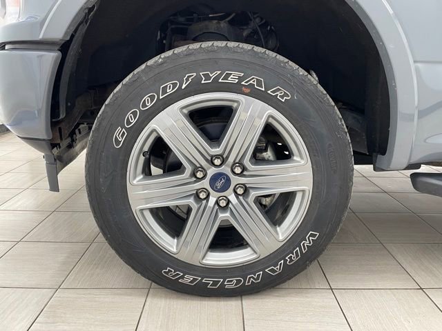 Used 2019 Ford F150 XLT w/ Equipment Group 302A Luxury AWD/4WD image 9