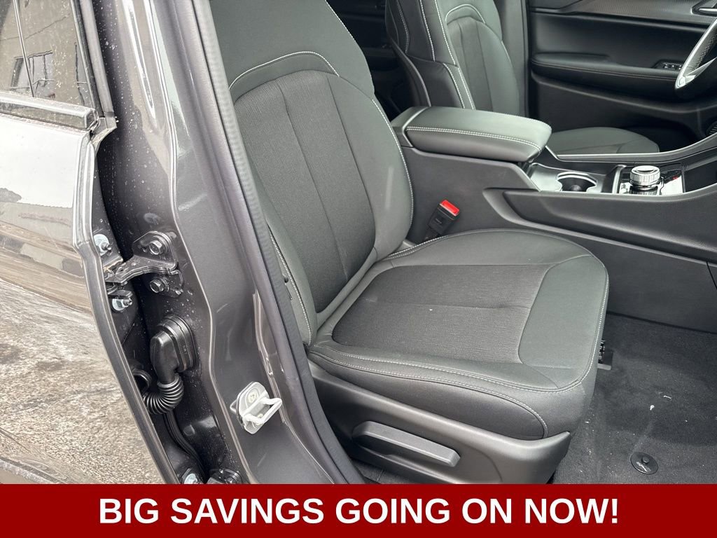 New 2026 Jeep Grand Cherokee Laredo X image 24