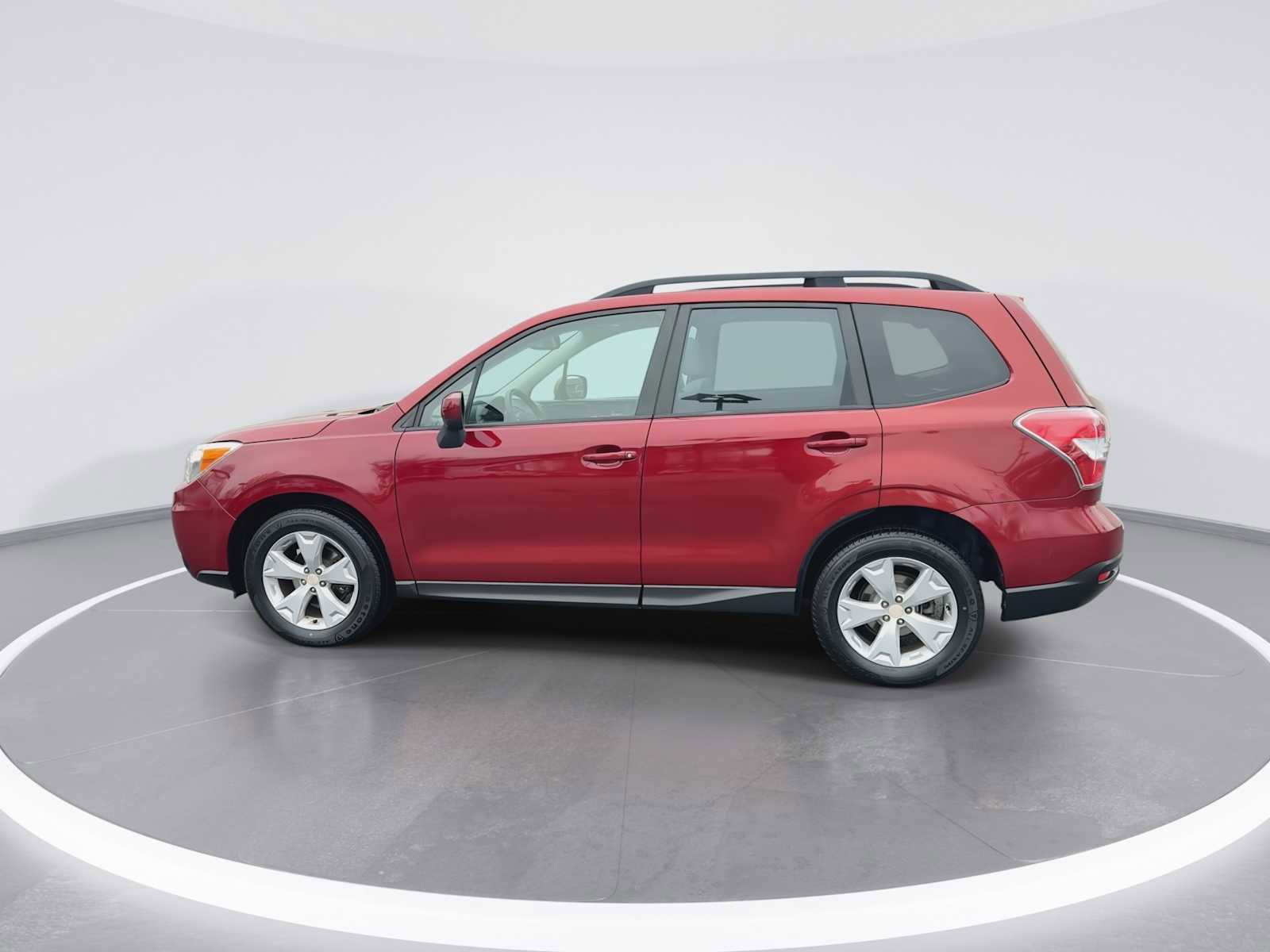 Used 2015 Subaru Forester 2.5i Premium w/ All-Weather Package image 5