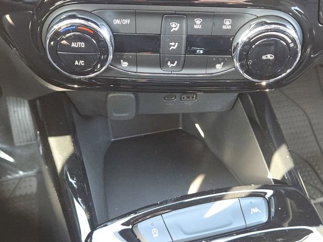 New 2026 Chevrolet Trax RS w/ Driver Confidence Package image 9