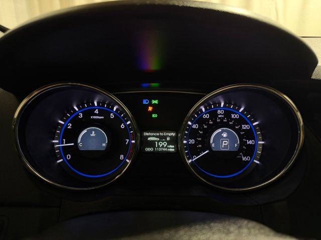 Used 2012 Hyundai Sonata Limited w/ Navigation Pkg FWD image 12
