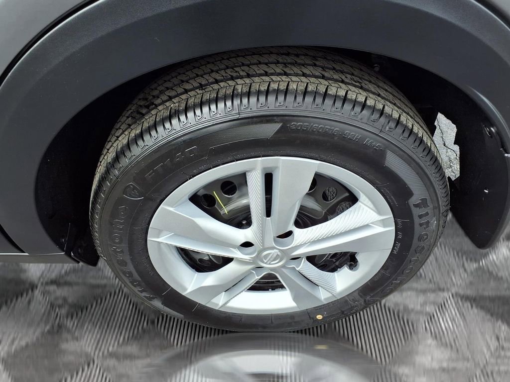 Certified 2025 Nissan Kicks Play S image 18