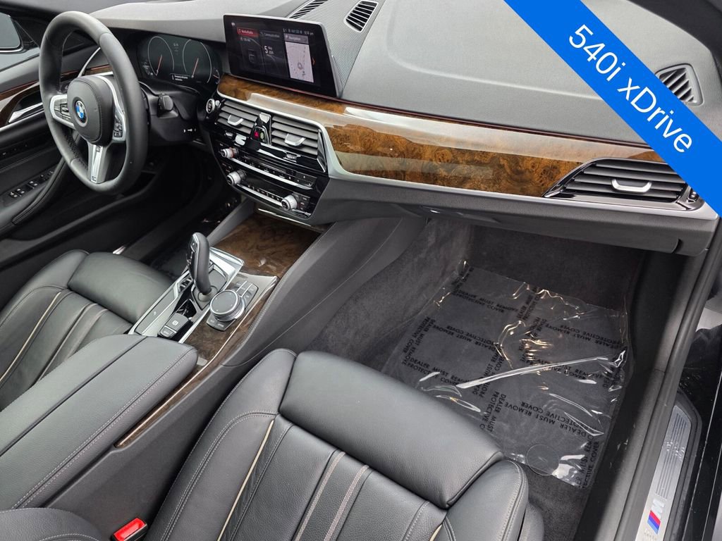 Used 2019 BMW 540i xDrive w/ M Sport Package AWD/4WD image 31