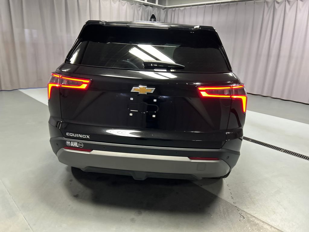 Used 2025 Chevrolet Equinox LT image 6