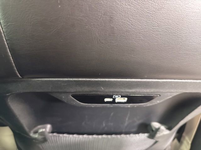 Used 2023 Chrysler Pacifica Touring-L image 24