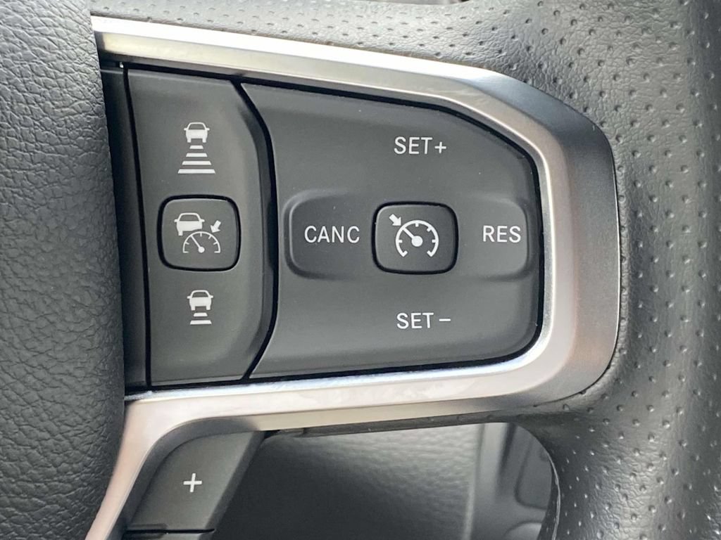 New 2026 RAM 3500 Tradesman AWD/4WD image 27