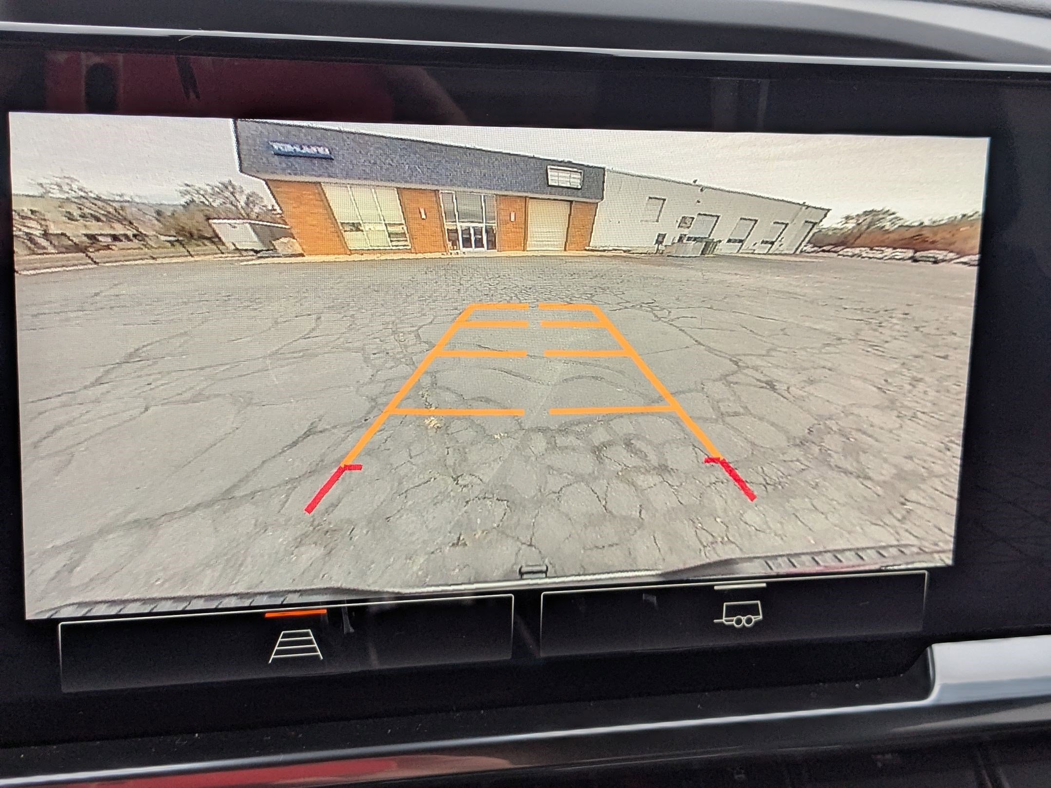 Used 2022 GMC Sierra 1500 SLT w/ SLT Convenience Package image 24