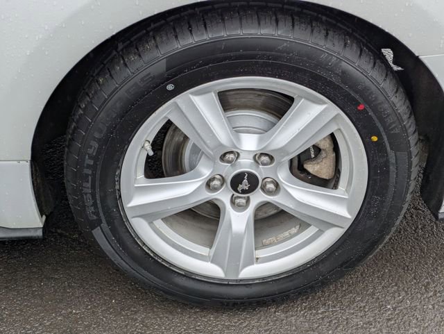 Used 2019 Ford Mustang Coupe RWD image 21