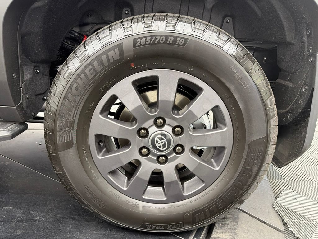 Used 2027 Toyota Land Cruiser AWD/4WD image 16