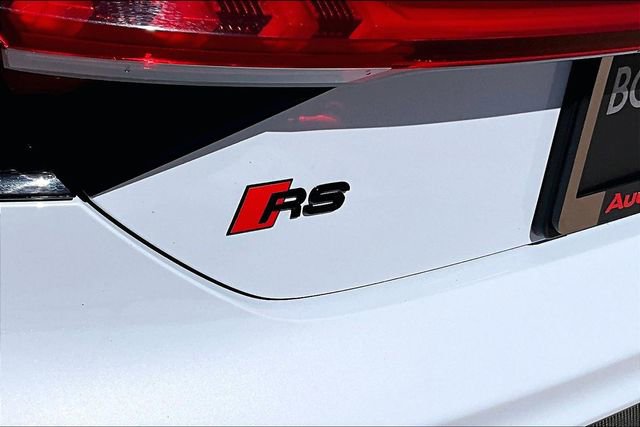 Used 2023 Audi RS e-tron GT w/ Ceramic Brake Package image 33