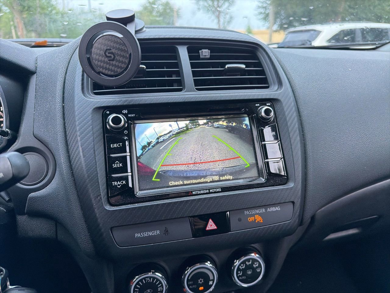 Used 2018 Mitsubishi Outlander Sport LE FWD image 11