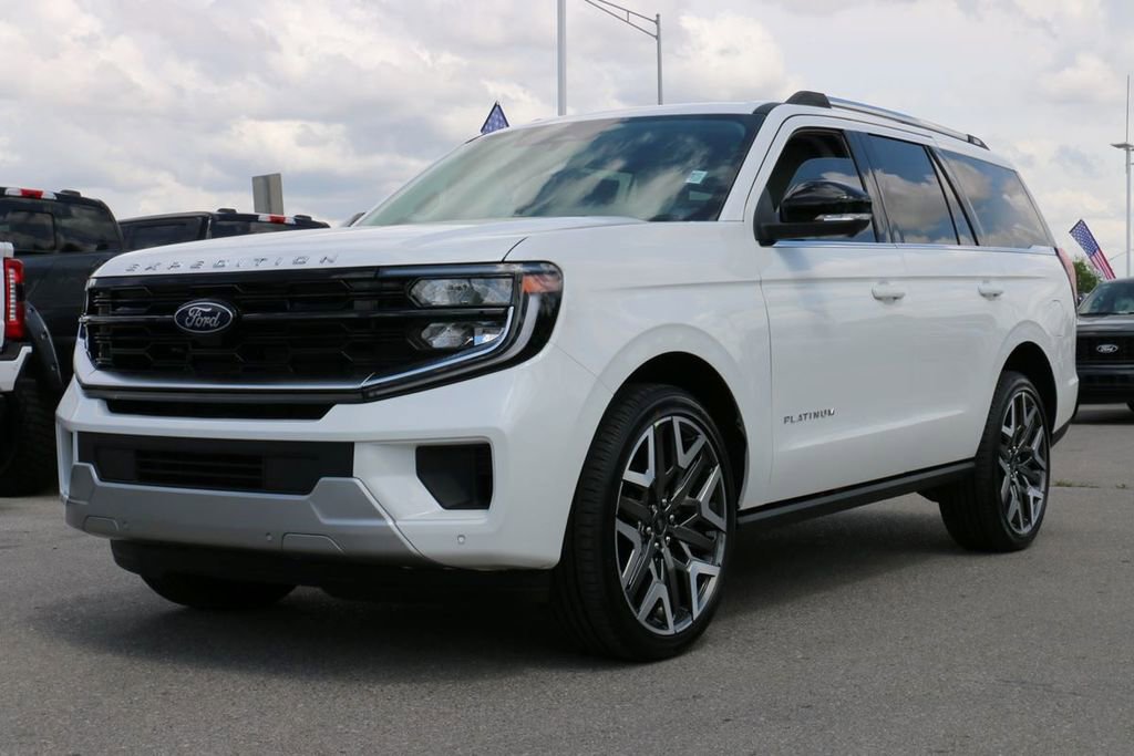 New 2026 Ford Expedition Platinum w/ Platinum Ultimate Package