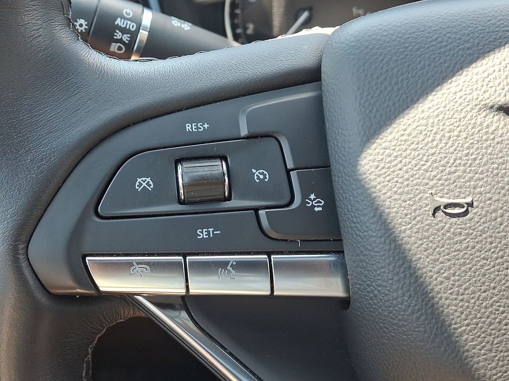 Certified 2024 Cadillac XT6 Luxury w/ LPO, Floor Liner Package AWD/4WD image 21