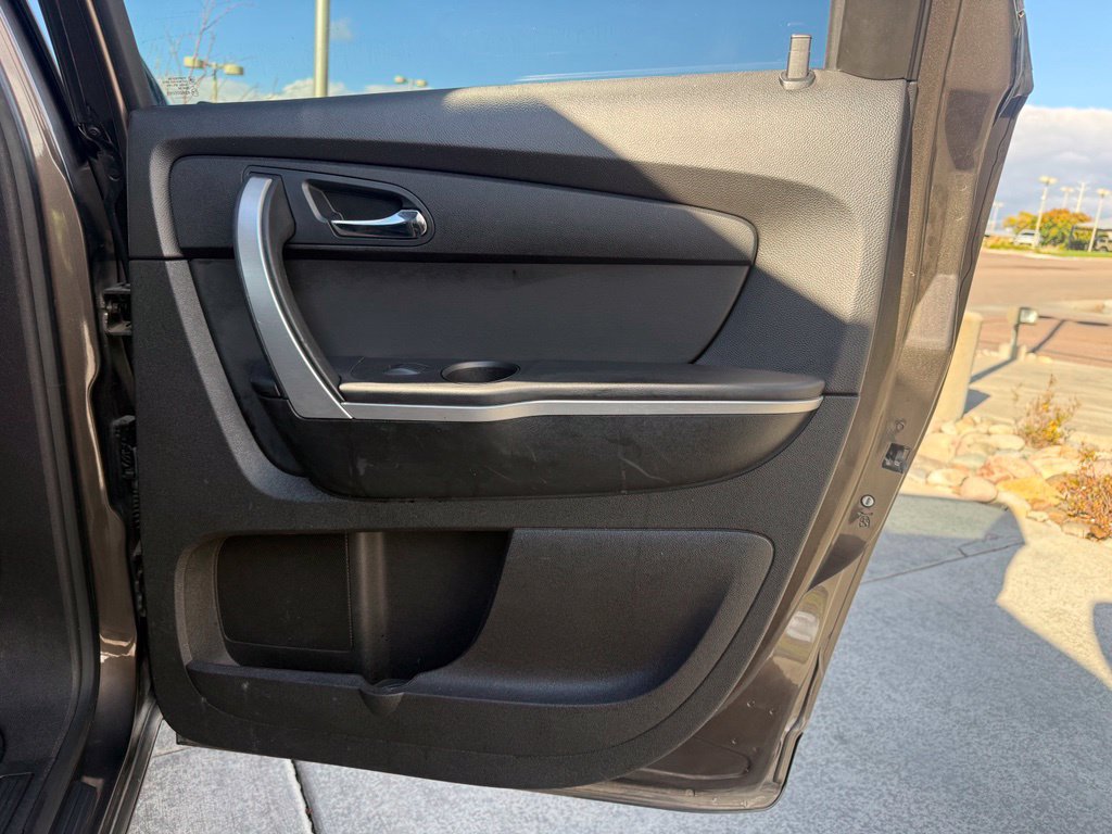 Used 2012 GMC Acadia SL FWD image 27