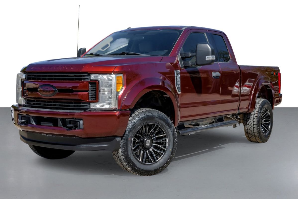 Used 2017 Ford F250 XLT image 5