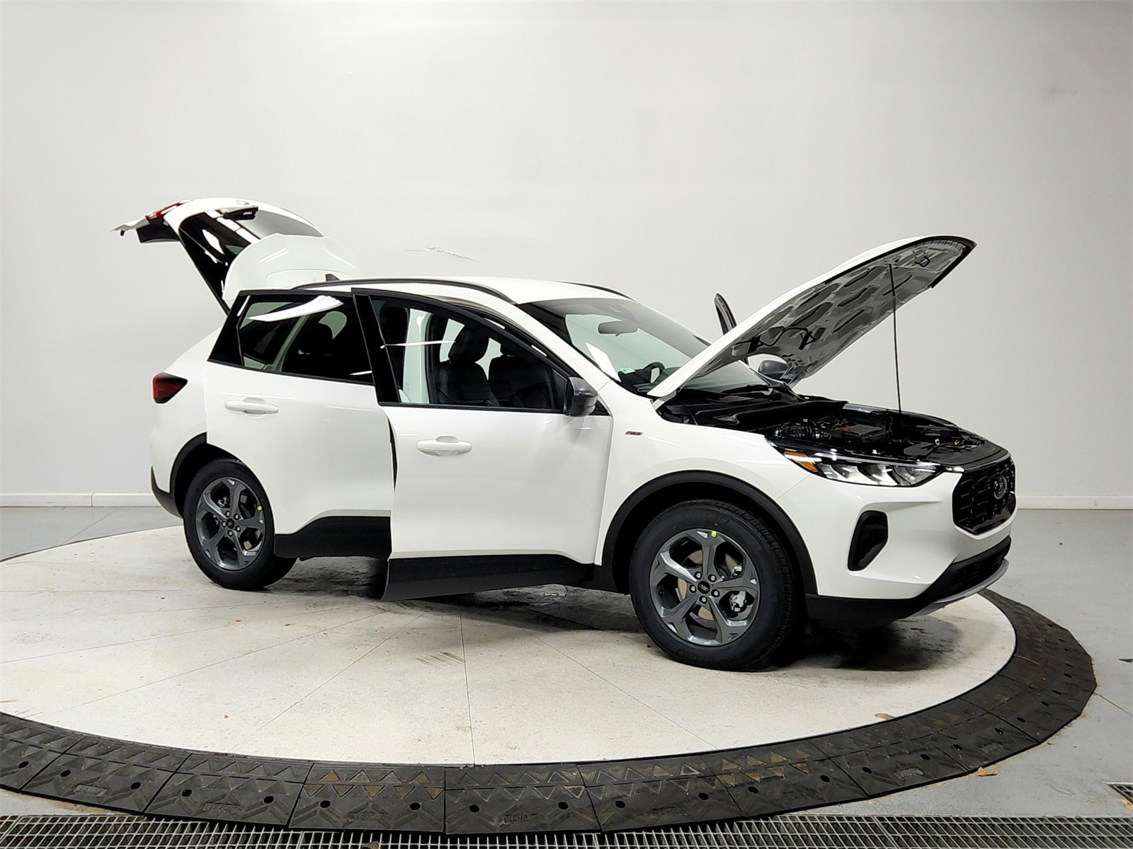 New 2026 Ford Escape ST-Line w/ Tech Pack #1 image 9