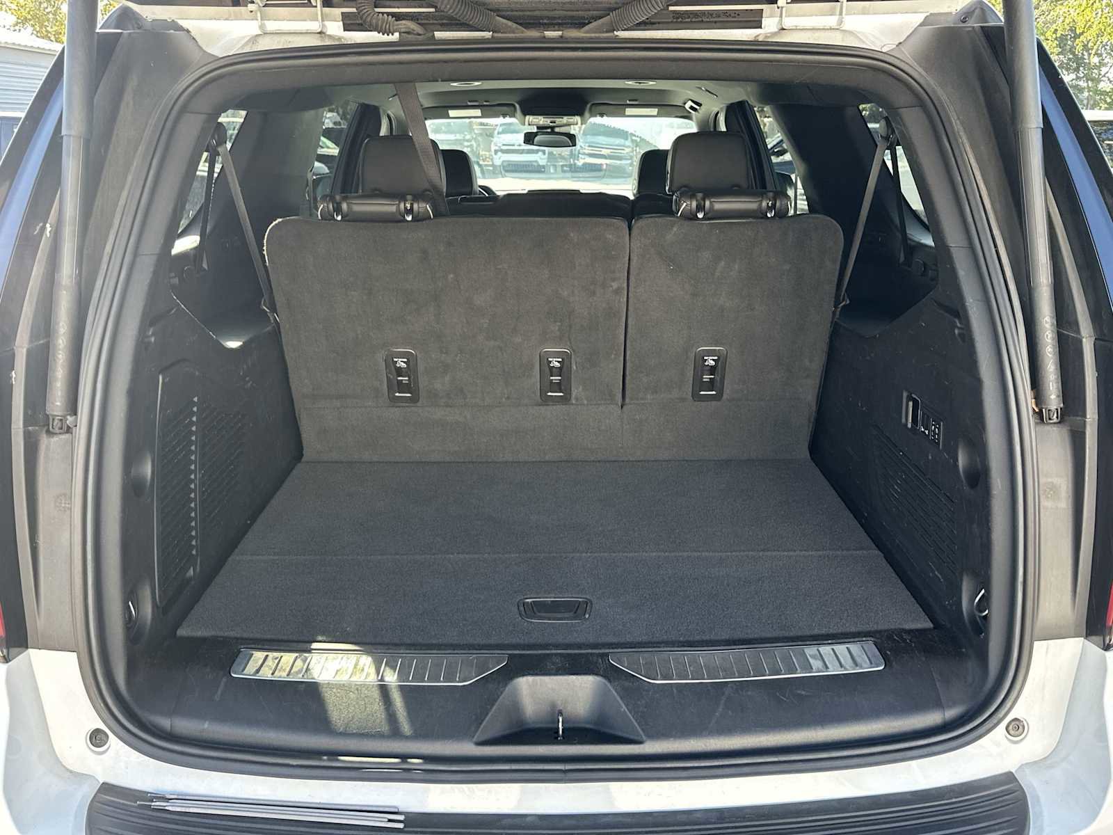Certified 2024 Chevrolet Suburban Premier image 25