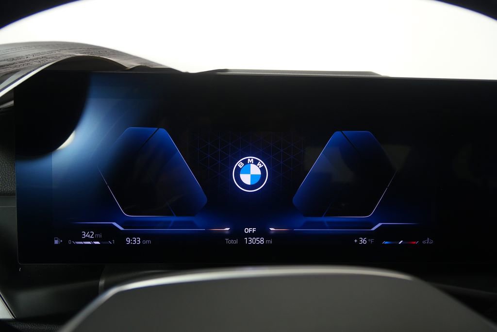 Certified 2025 BMW 330i Sedan image 22