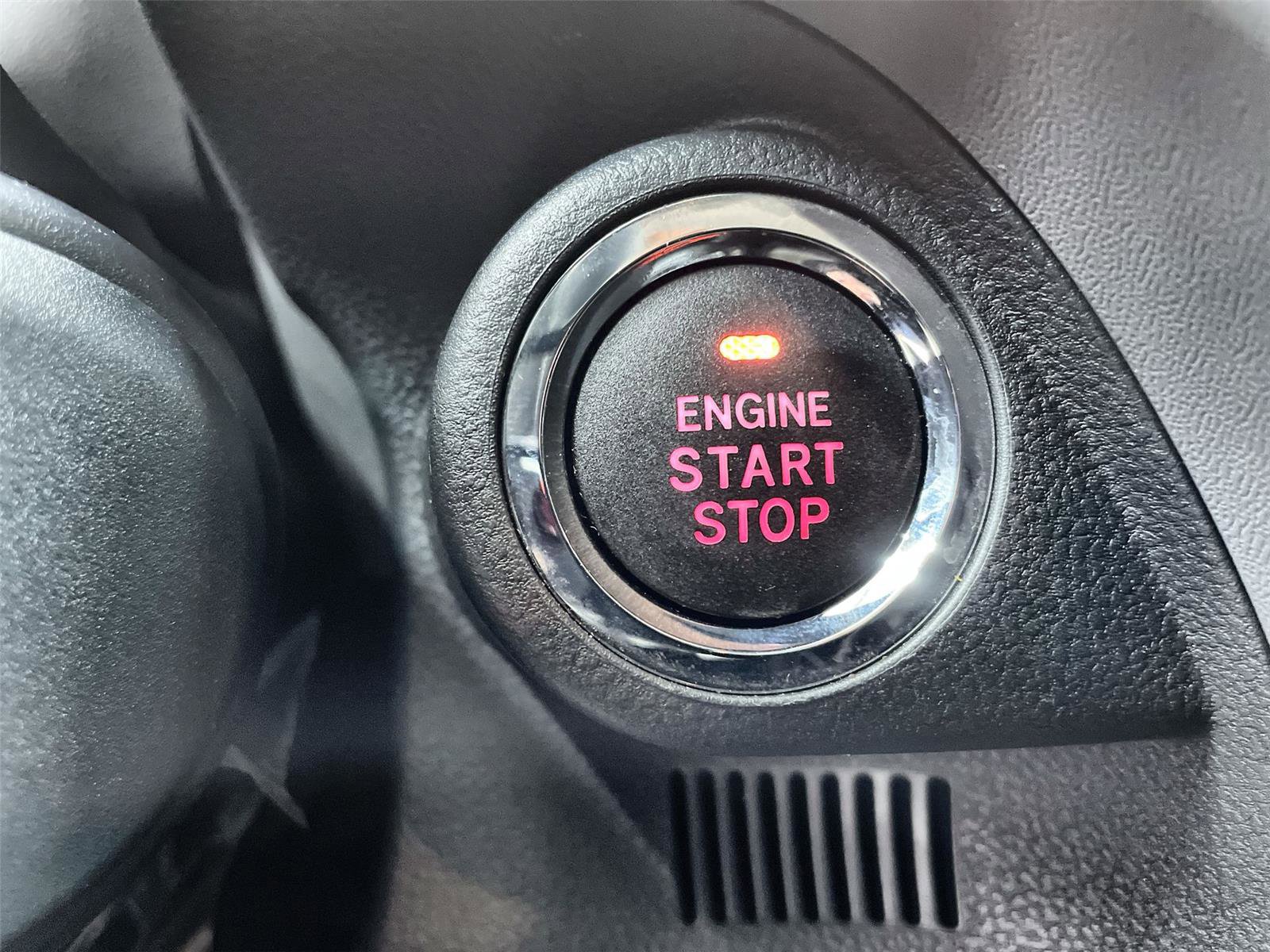 Used 2024 Subaru Crosstrek 2.0i Premium image 26