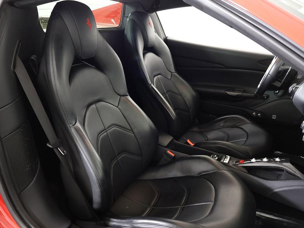 Used 2019 Ferrari 488 Spider image 32