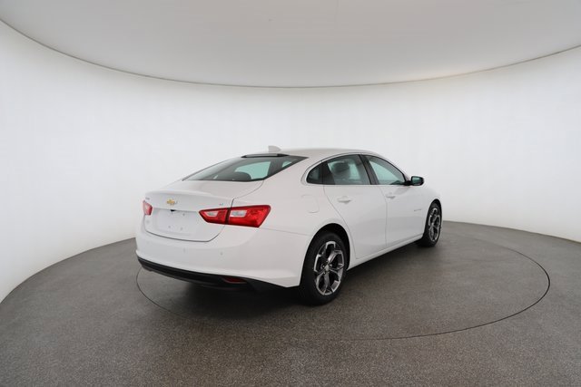 Used 2024 Chevrolet Malibu LT image 17