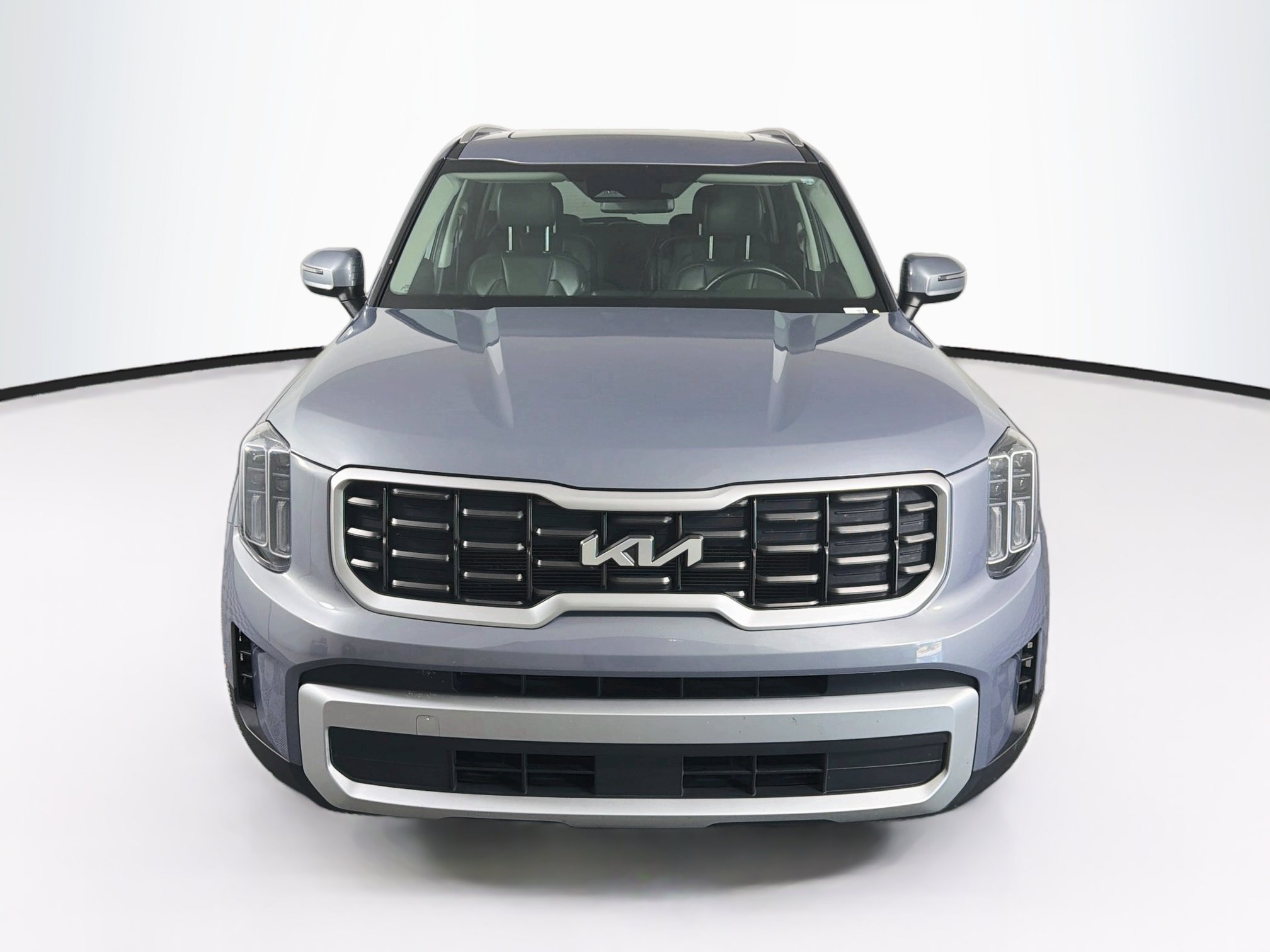 Used 2025 Kia Telluride S FWD image 2