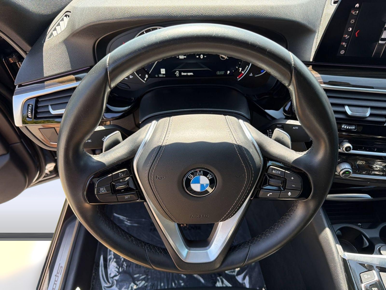 Used 2019 BMW 530i w/ Convenience Package RWD image 10