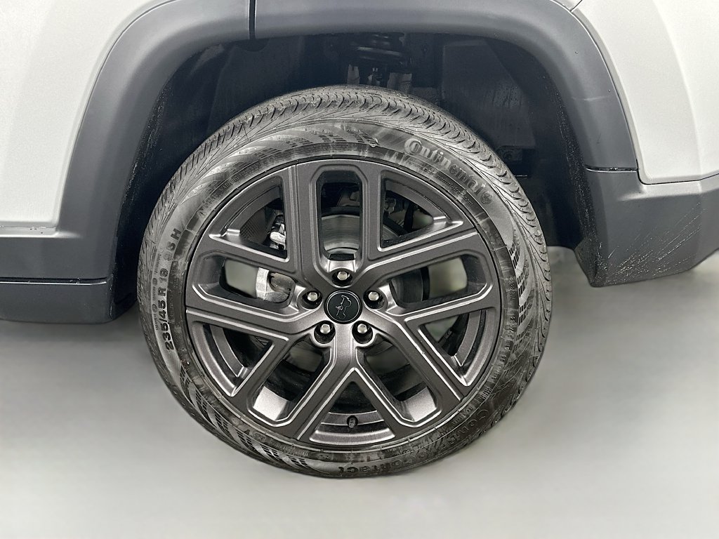 New 2026 Jeep Compass Latitude AWD/4WD image 17