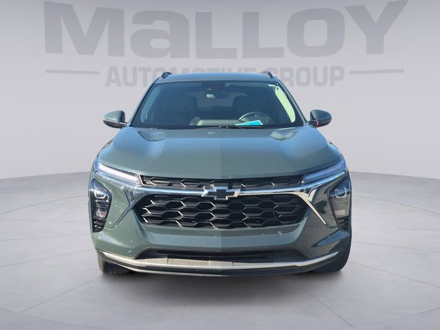 Used 2025 Chevrolet Trax LT w/ Driver Confidence Package FWD image 7