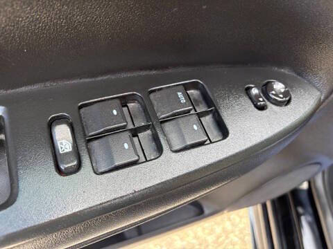 Used 2011 Chevrolet Impala LT image 13