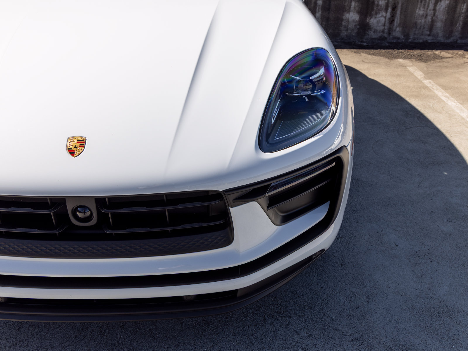 Certified 2026 Porsche Macan AWD/4WD image 17