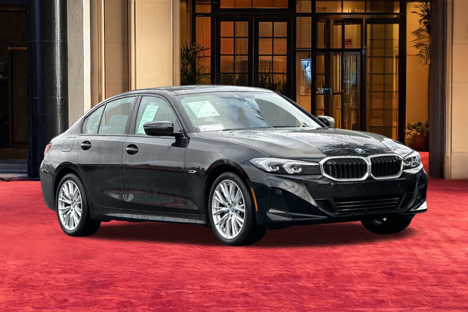 Used 2023 BMW 330e w/ Convenience Package image 8