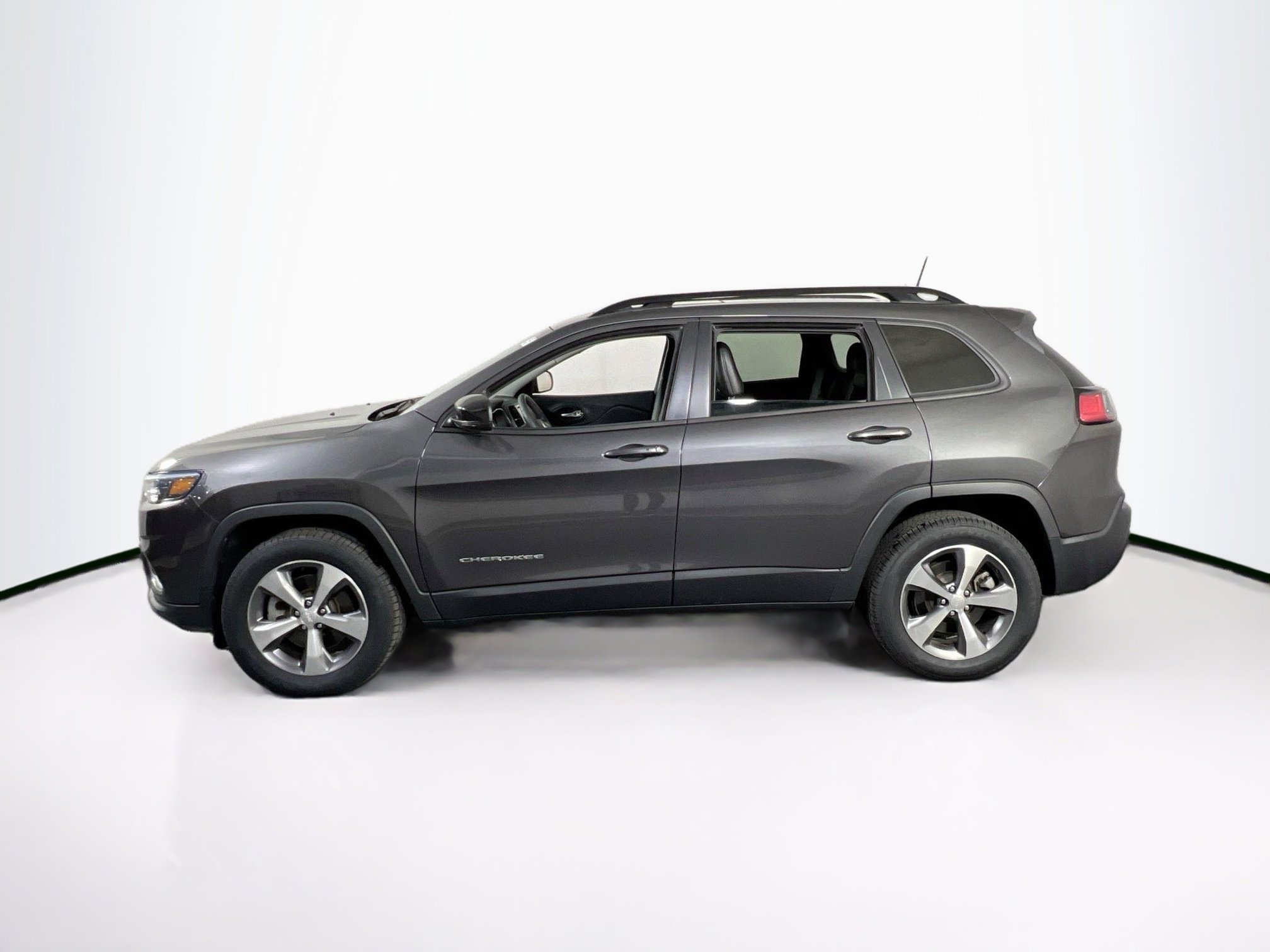 Used 2022 Jeep Cherokee Limited AWD/4WD image 8