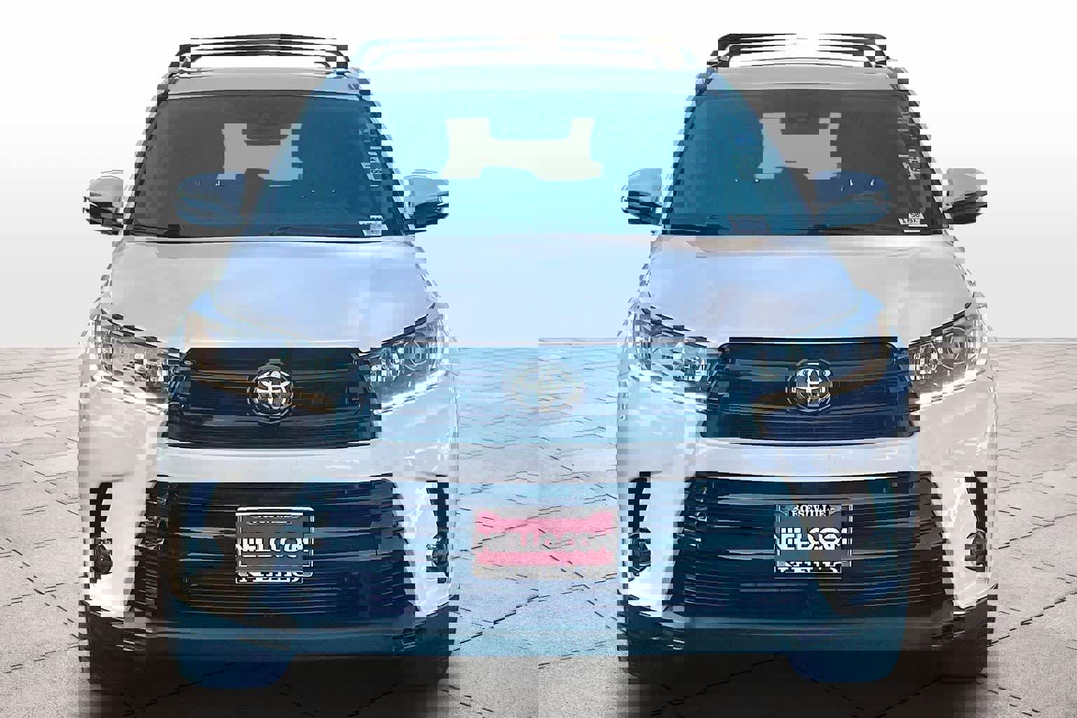 Used 2019 Toyota Highlander SE image 3