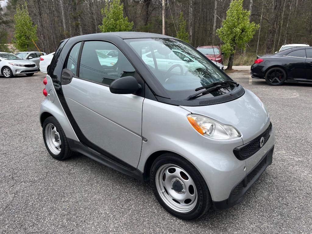 Used 2013 smart fortwo passion image 10
