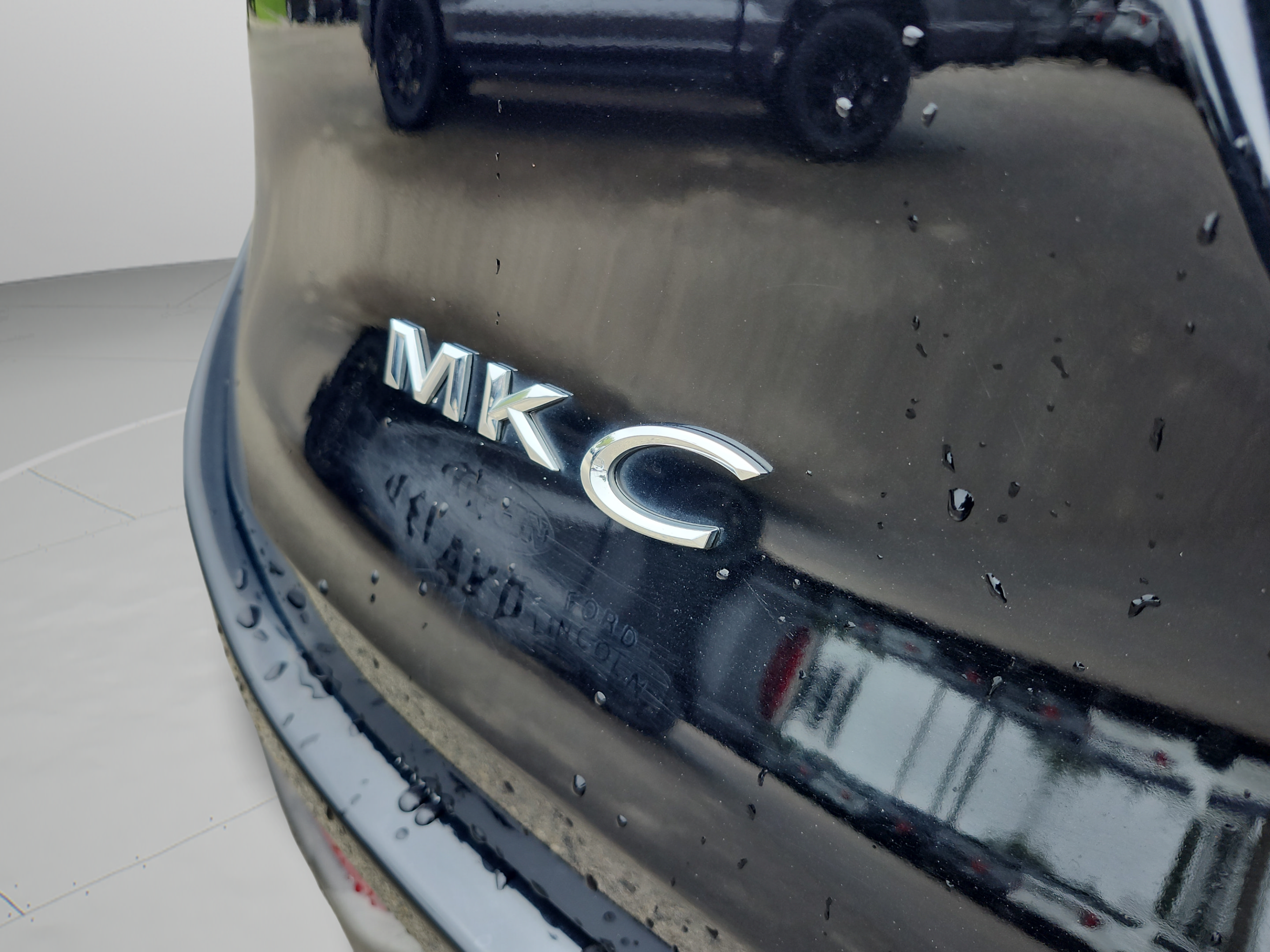 Used 2019 Lincoln MKC Reserve FWD image 21