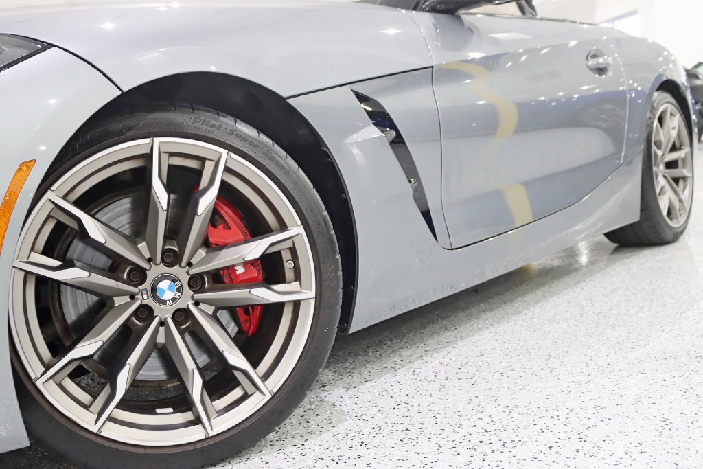 Used 2023 BMW Z4 M40i w/ Premium Package RWD image 5